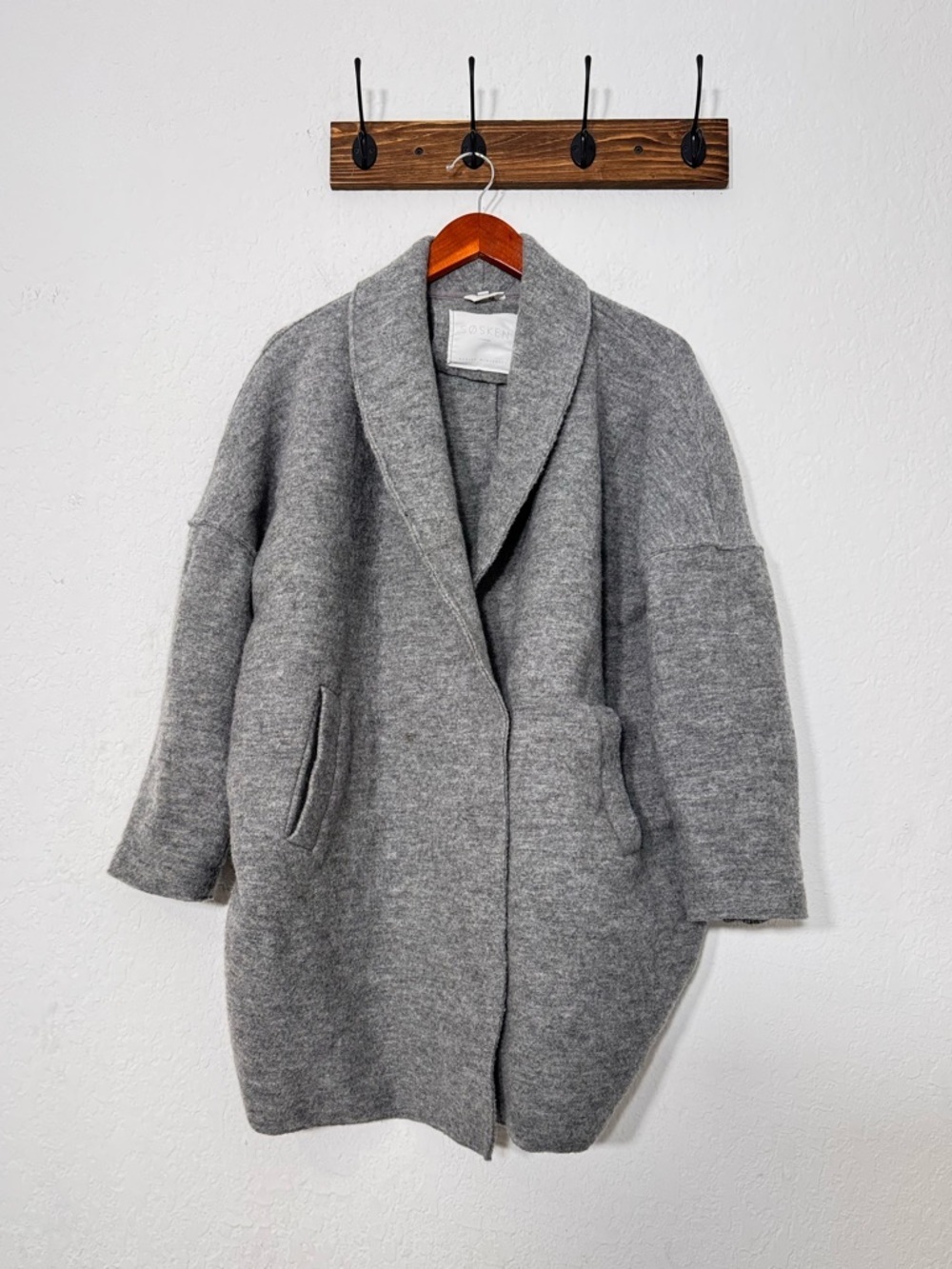 Sosken Studios 100% Virgin Wool Cardigan - Picture 2 of 8
